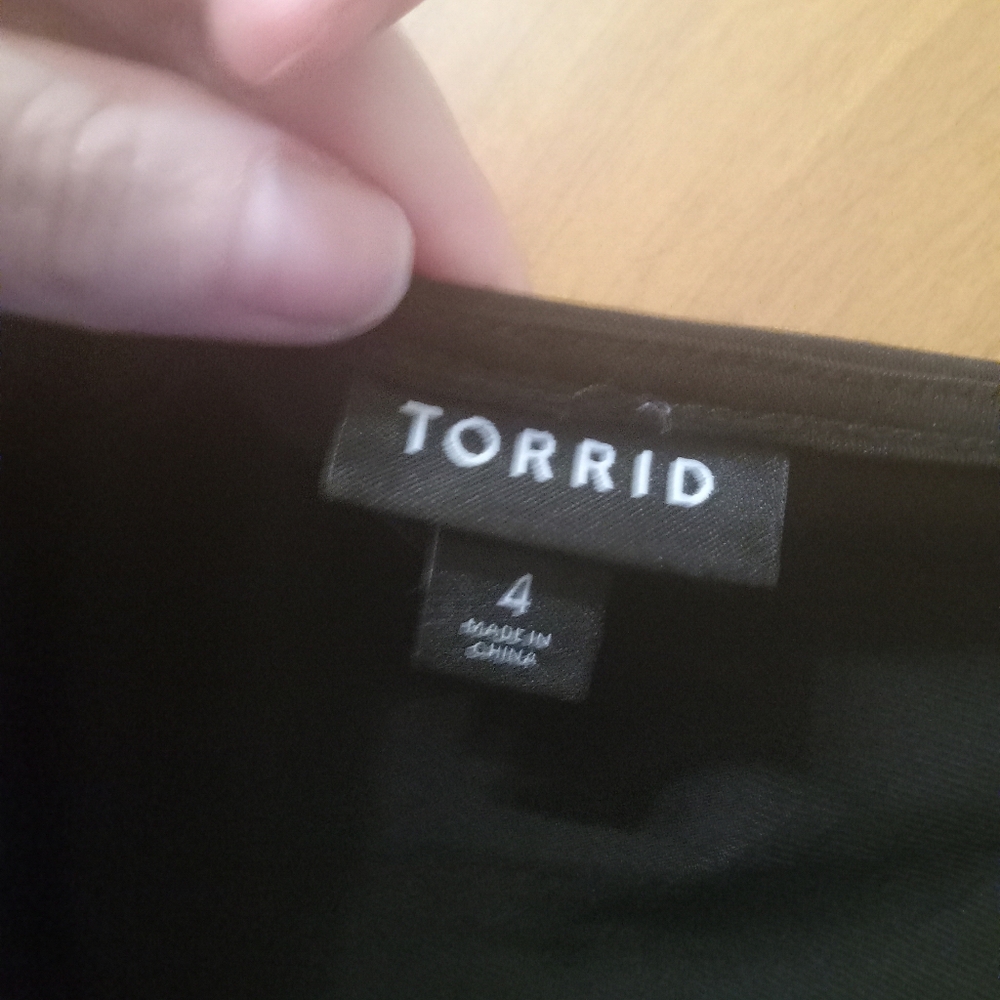 Torrid top - Picture 2 of 2